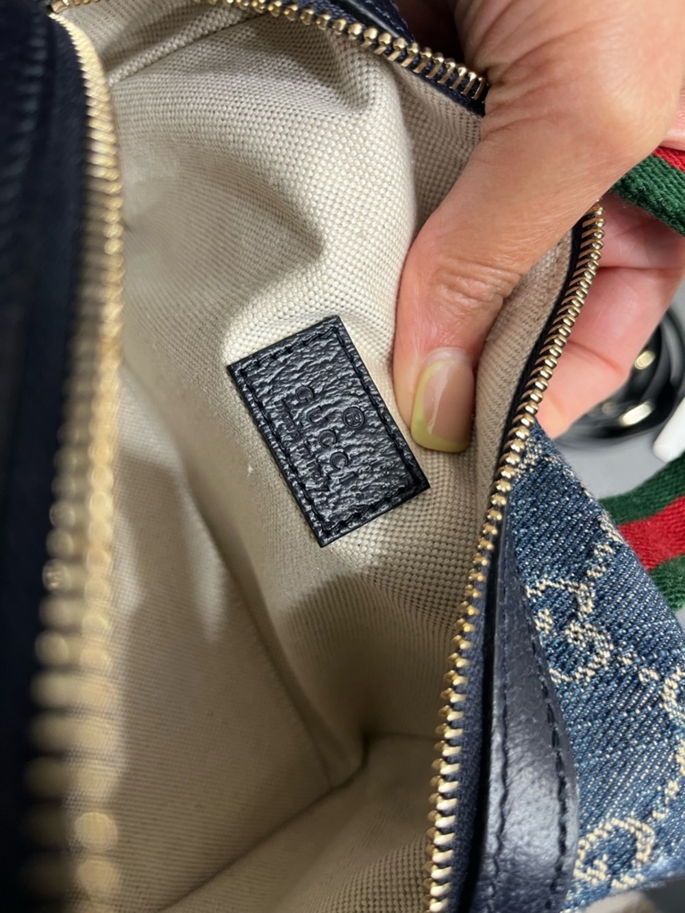 NEW ❤️Gucci💚 Mini GG Handbag in Blue & White GG Denim - Picture 9 of 15